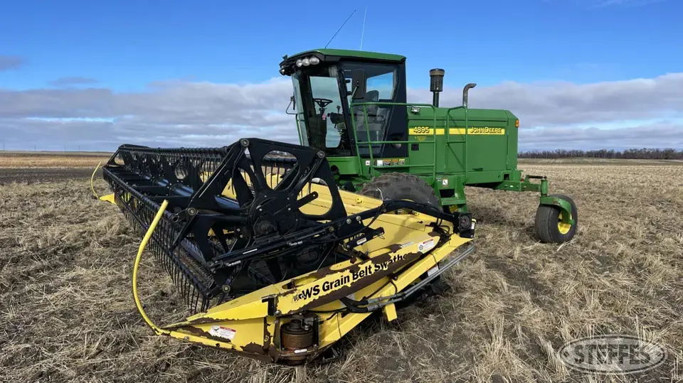 2009 John Deere 4895 Self-Propelled Swather