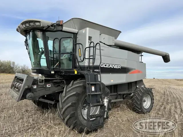 2007 Gleaner A75