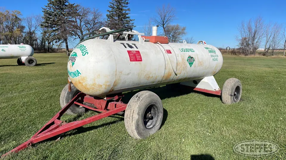 Trinity 1,000 gal. NH3 tank NH3 Trailers-Tank