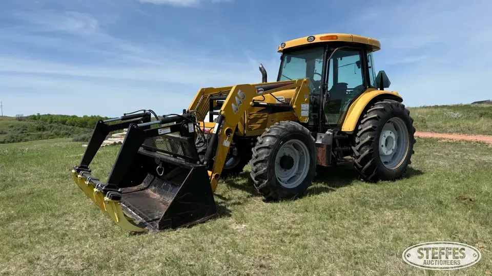 Challenger MT465B MFWD Tractor