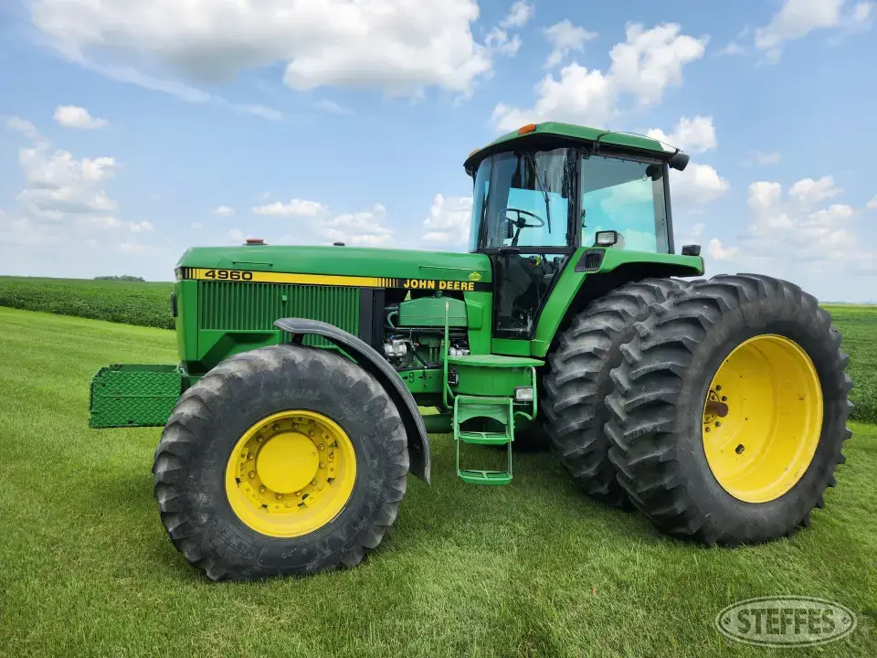 1992 John Deere 4960 MFWD Tractor