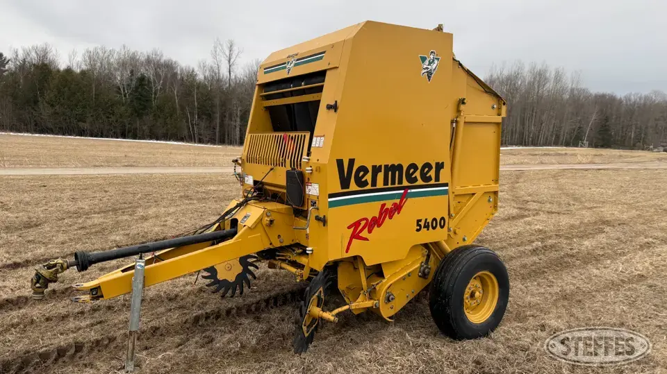 Vermeer 5400 Rebel Round Baler