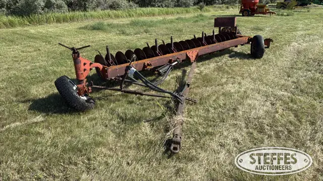 Disc tiller