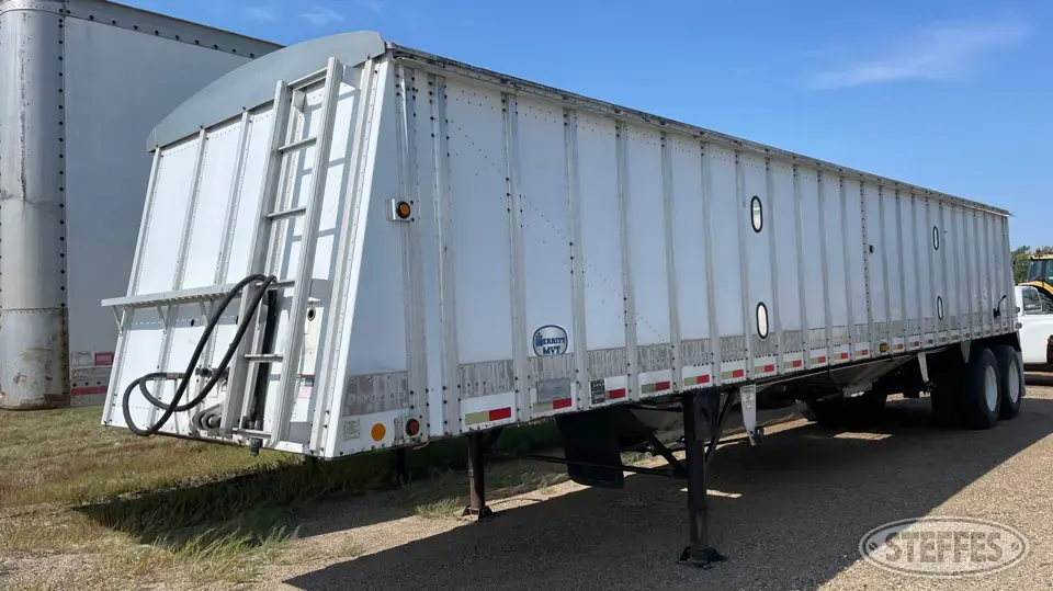 2005 Merritt MVP Hopper Bottom Trailer
