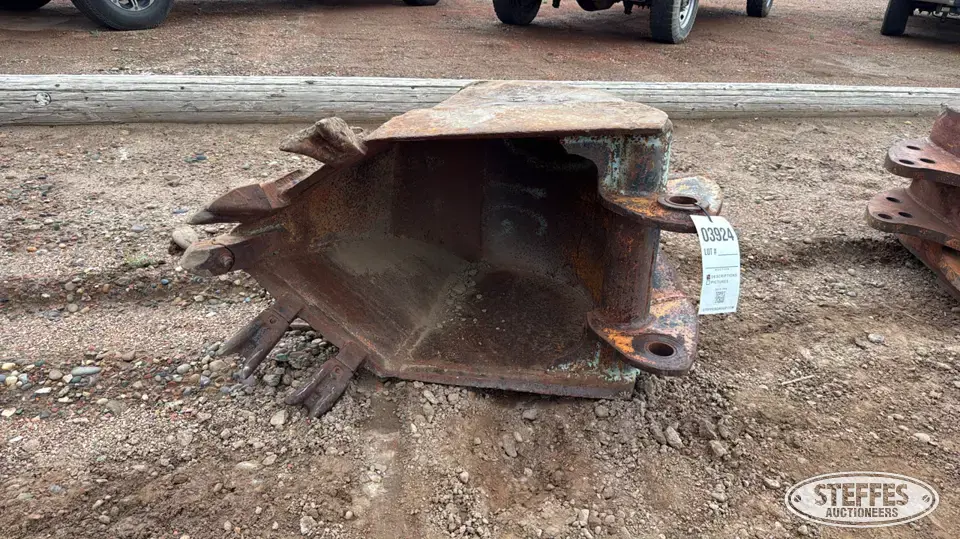 Loader backhoe frost bucket Loader Backhoe Attachment
