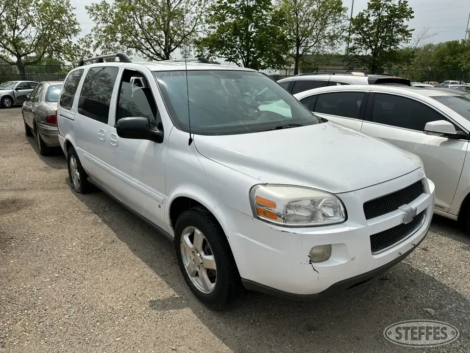 2008 Chevrolet Uplander LT Van