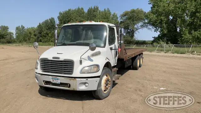2006 Freightliner M2