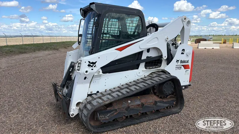 2017 Bobcat T740 Tracked Skid Steer