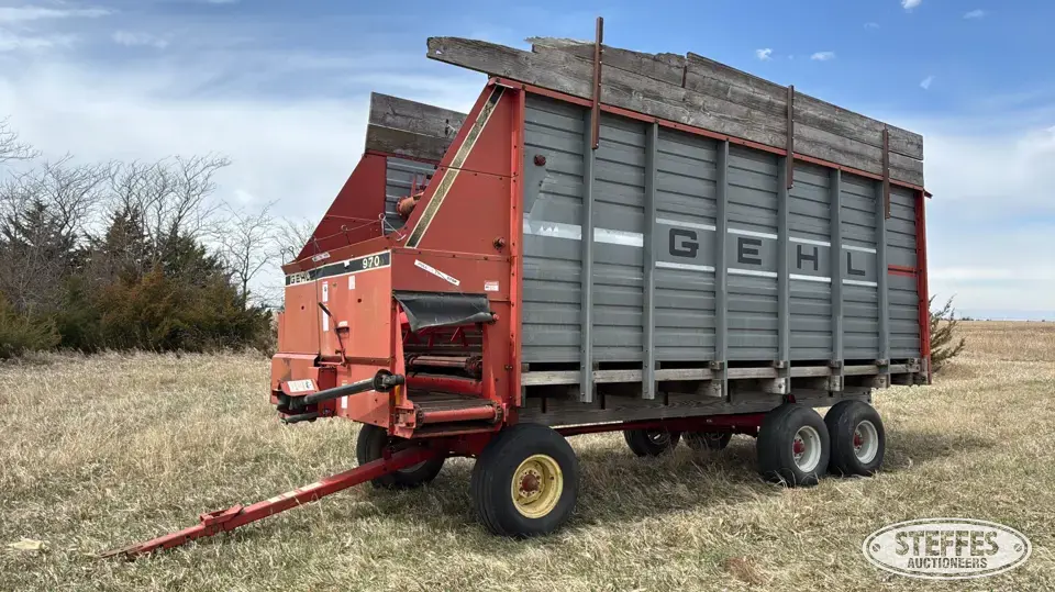 Gehl 970 Forage Wagon