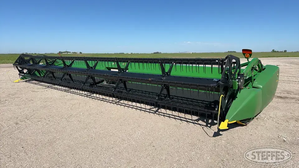2013 John Deere 635FD Draper Head