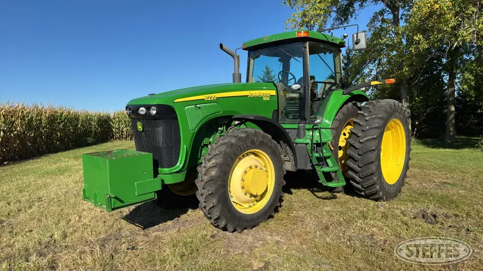 2003 John Deere 8220 MFWD Tractor