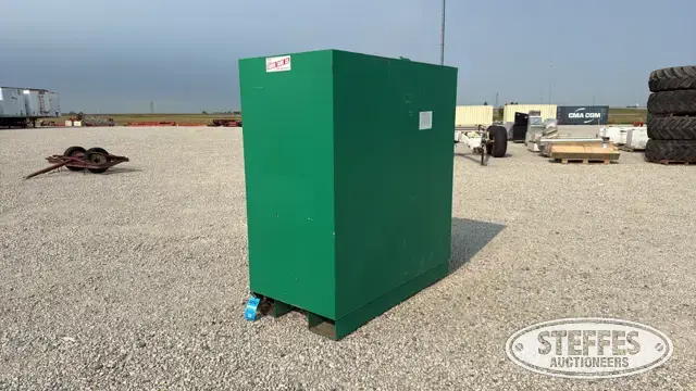 Fargo Tank 660 gal. fuel tank
