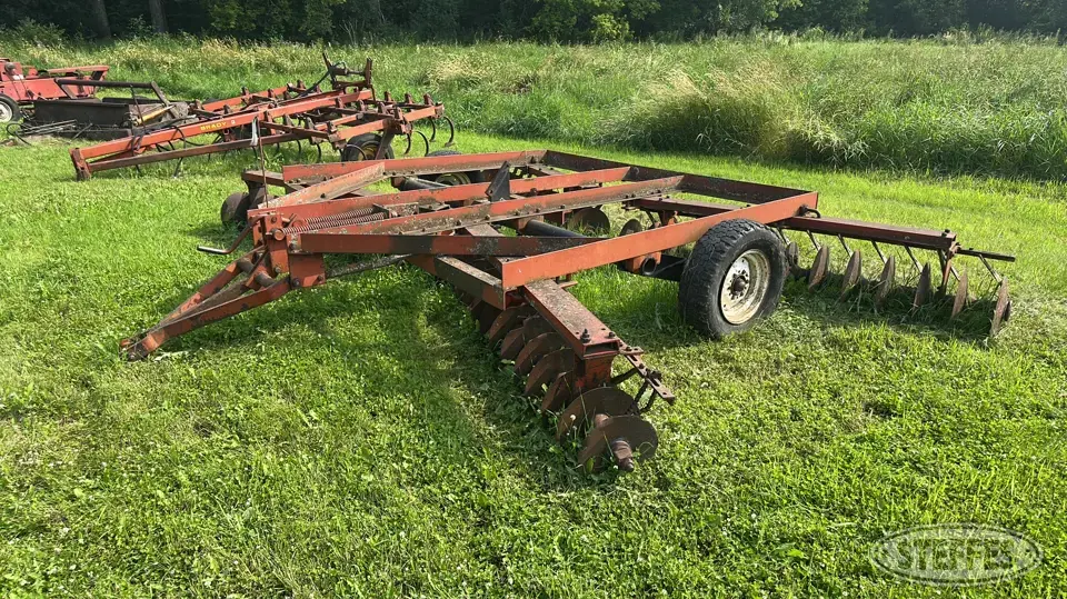 International 470 Disc