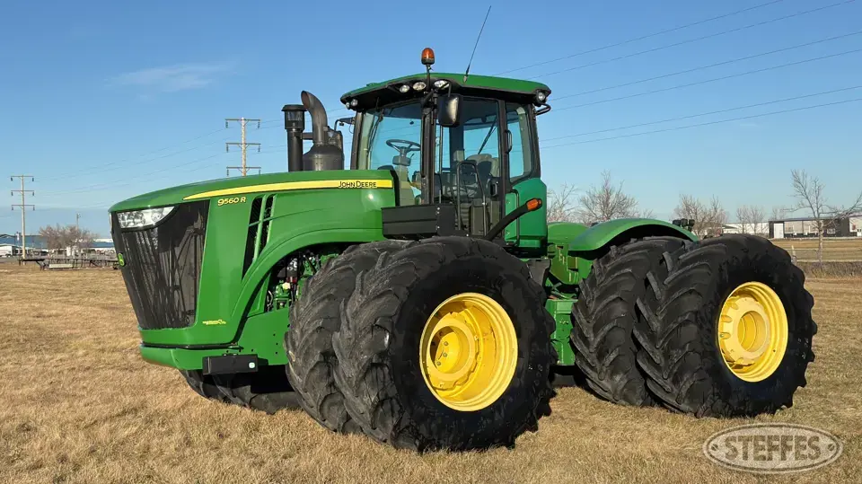 2013 John Deere 9560R 4WD Tractor