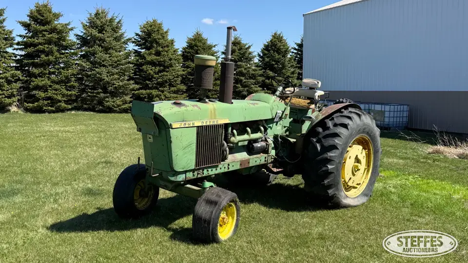 1961 John Deere 4010 2WD Tractor