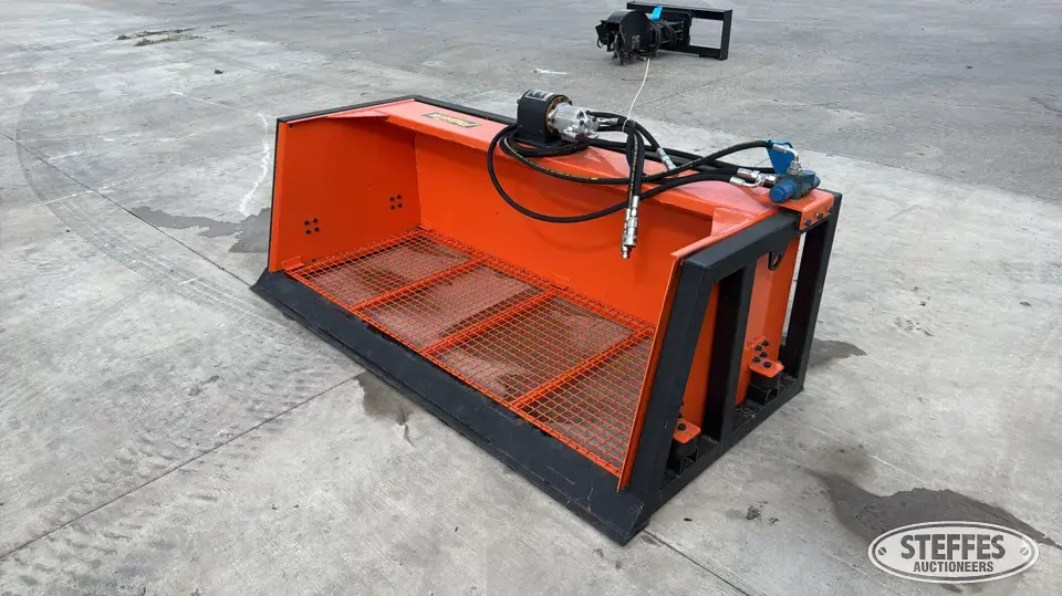Pabreak hyd. vibrating bucket Skid Steer Attachments-Other