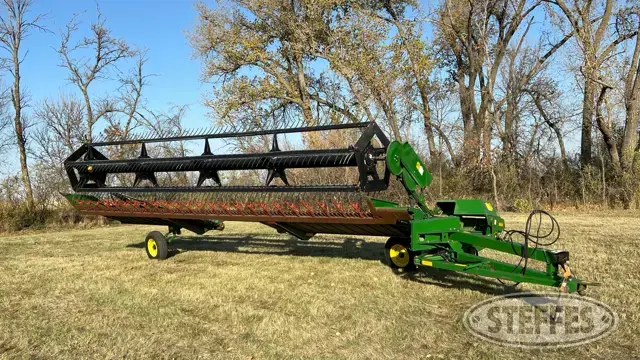 John Deere 590