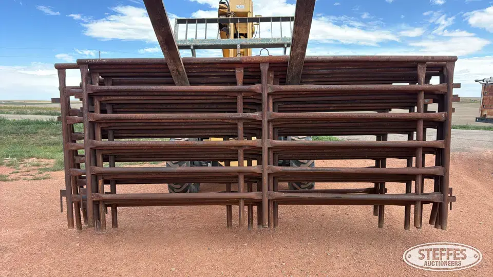 (9) Livestock panels Livestock Equipment-Other
