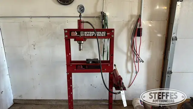 Big Red hyd. shop press