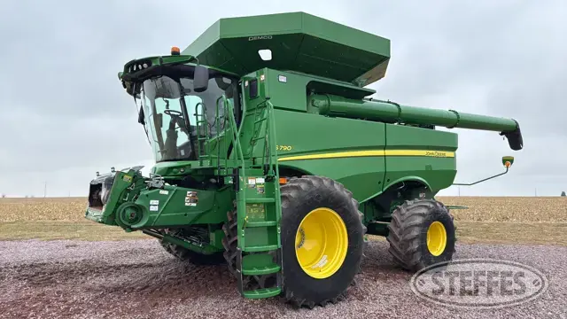 2019 John Deere S790