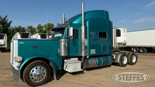 2017 Peterbilt 389 EXHD