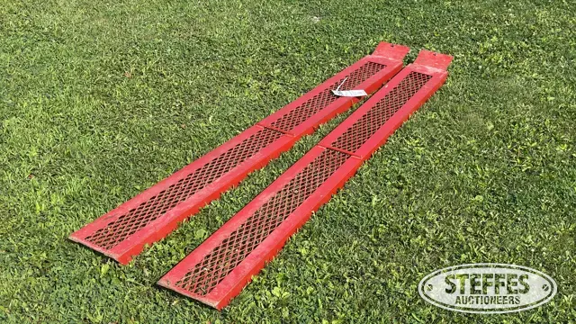 Trailer ramps