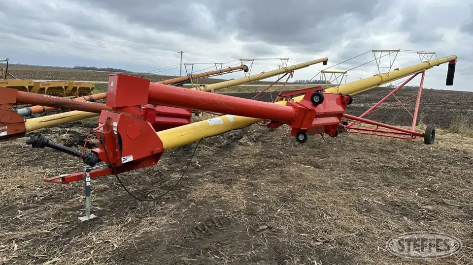 Westfield MK130-71 Plus Swing Hopper Auger