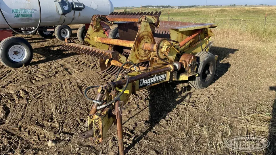Degelman R570S Rock Picker