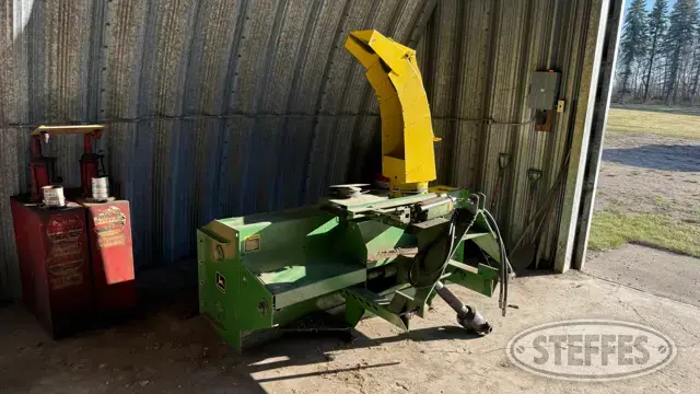 John Deere 270