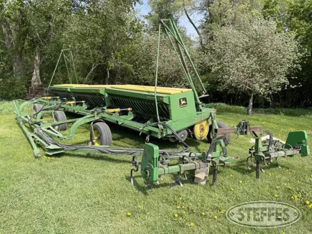 John Deere 9300