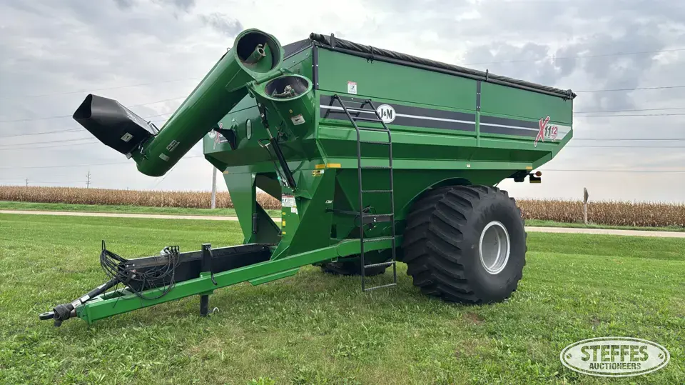 2023 J&M 1112-20 Grain Cart