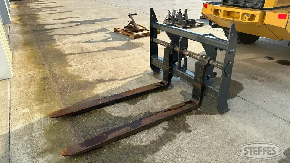 2019 Paladin Skid Steer Fork