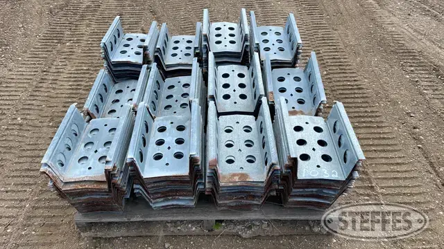 Bin aeration floor stands