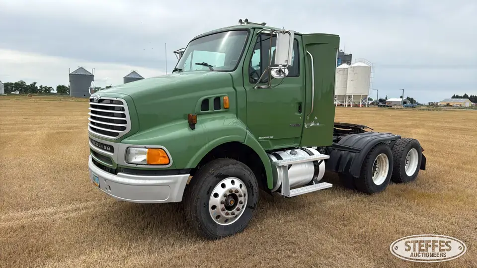 2006 Sterling AT9500 Conventional Truck without Sleeper
