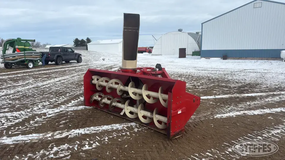Buhler Farm King 1080 snowblower 3 Pt. Snowblower