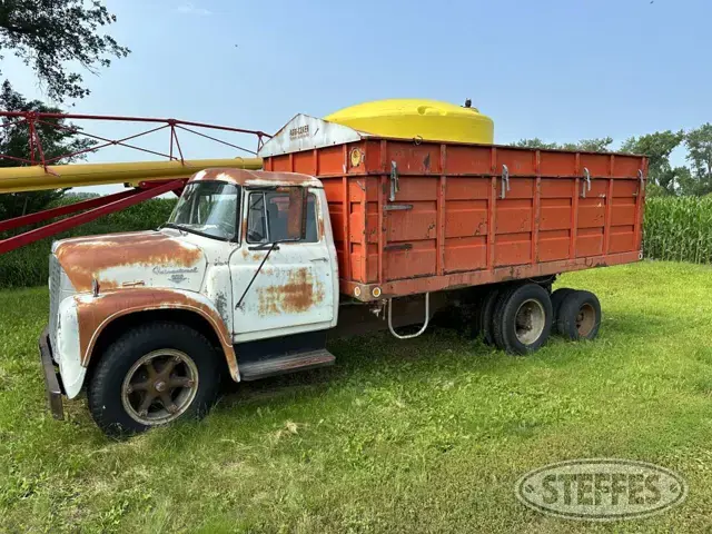 1964 International 1600