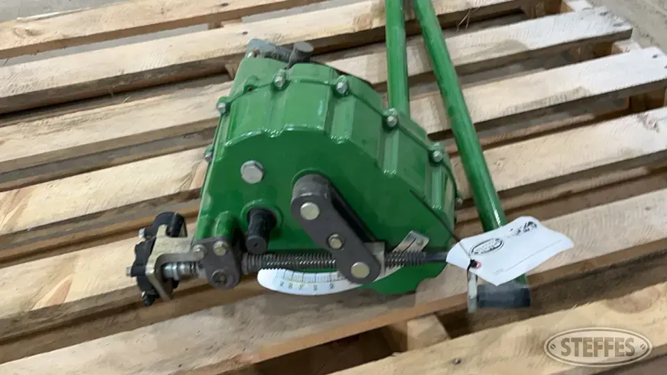 John Deere 1910 meter Farm Support Item