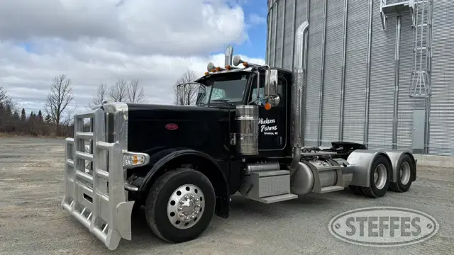 2023 Peterbilt 389 EXHD