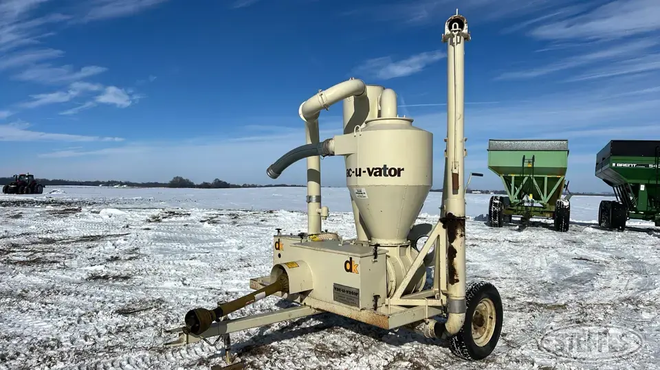Dunbar Kapple Vac-U-Vator Pneumatic Grain Equipment