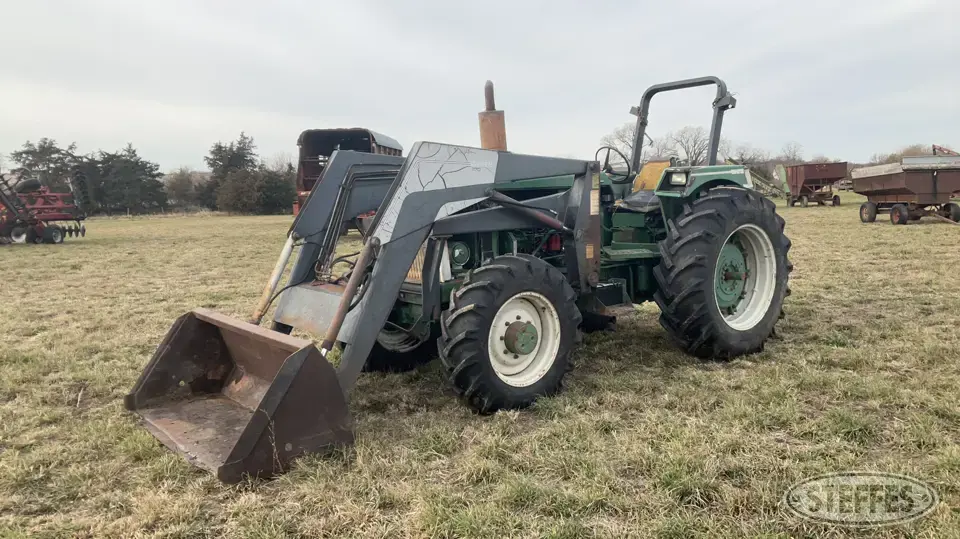 1989 White 60 MFWD Tractor