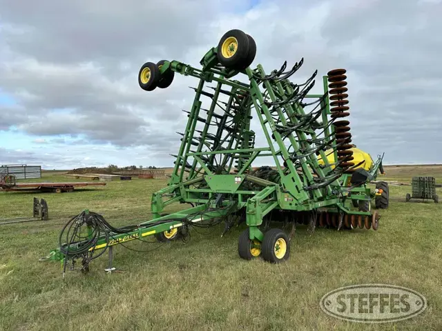 1998 John Deere 1820