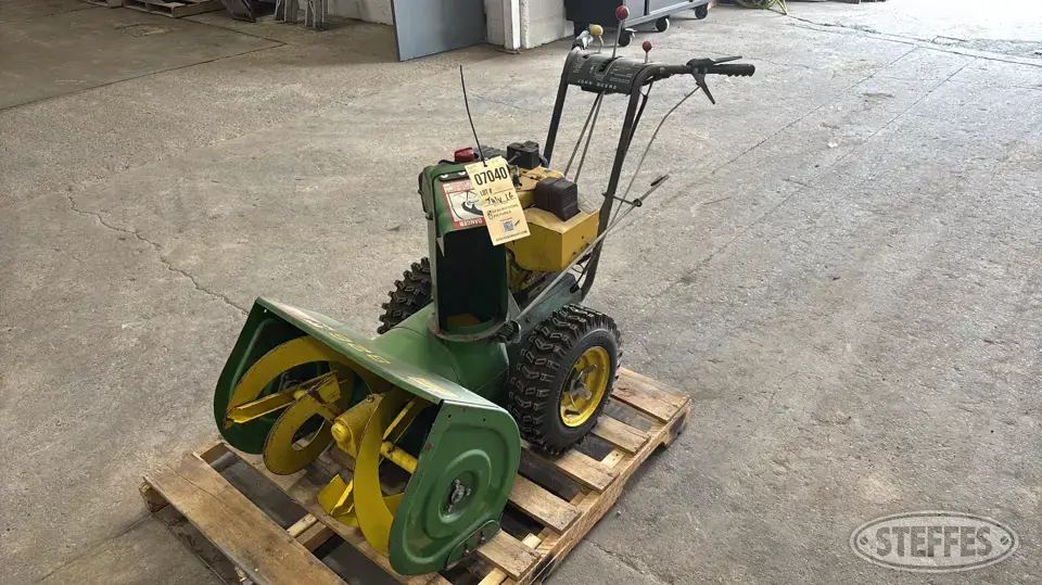 John Deere 826 Snowblowers-Other