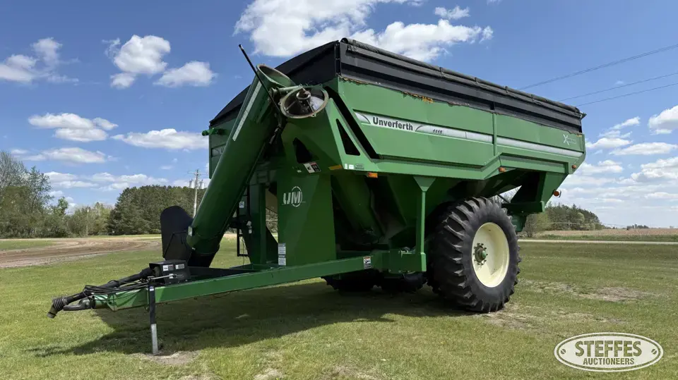 Unverferth 1115 X-Treme Grain Cart
