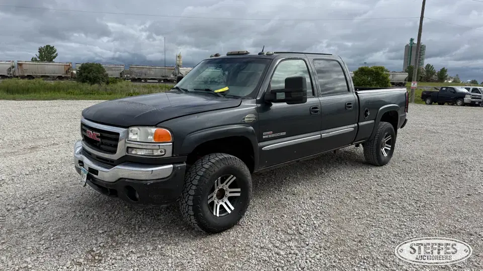 2005 GMC Sierra 2500HD SLT 3 Quarter Ton Pickup