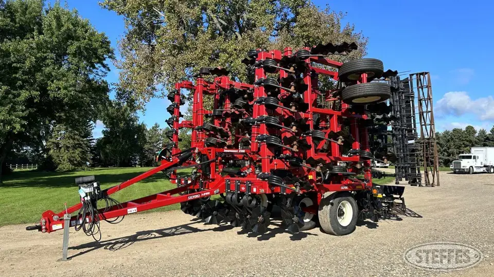 2021 Salford I-2100 Vertical Tillage