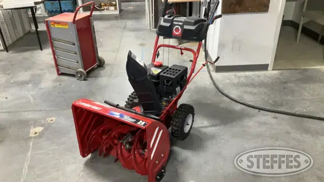 Troy-Bilt Storm 2410