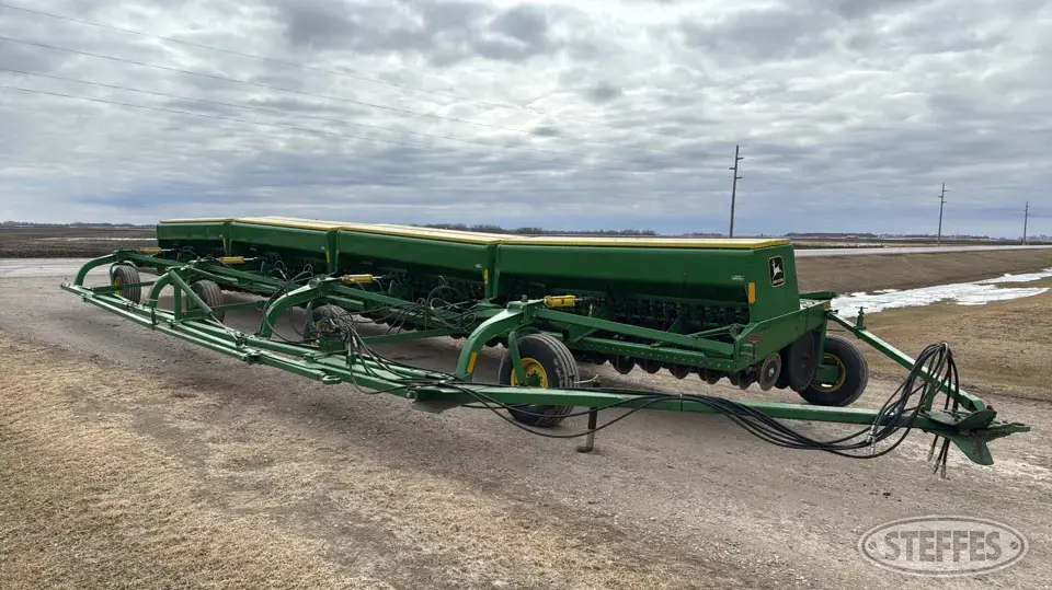 John Deere 9350 Press Drill