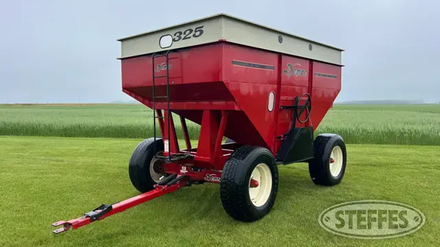 1996 Demco 325