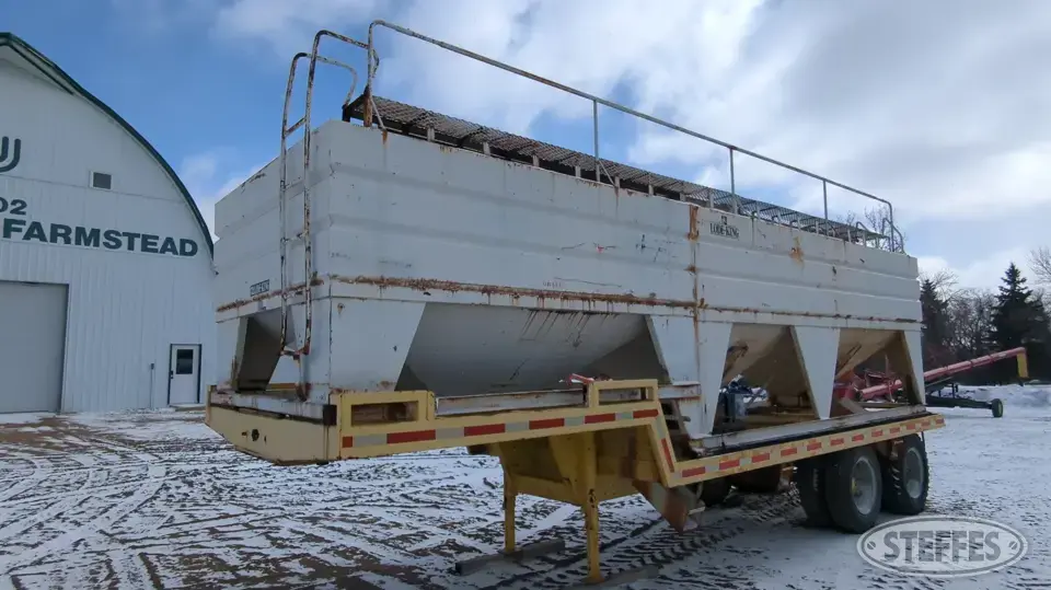 1987 Lode-King Bulk Seed Tender Trailer