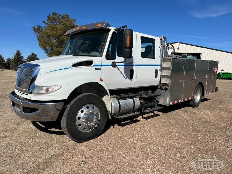 2009 International 4400 Service Utility Truck
